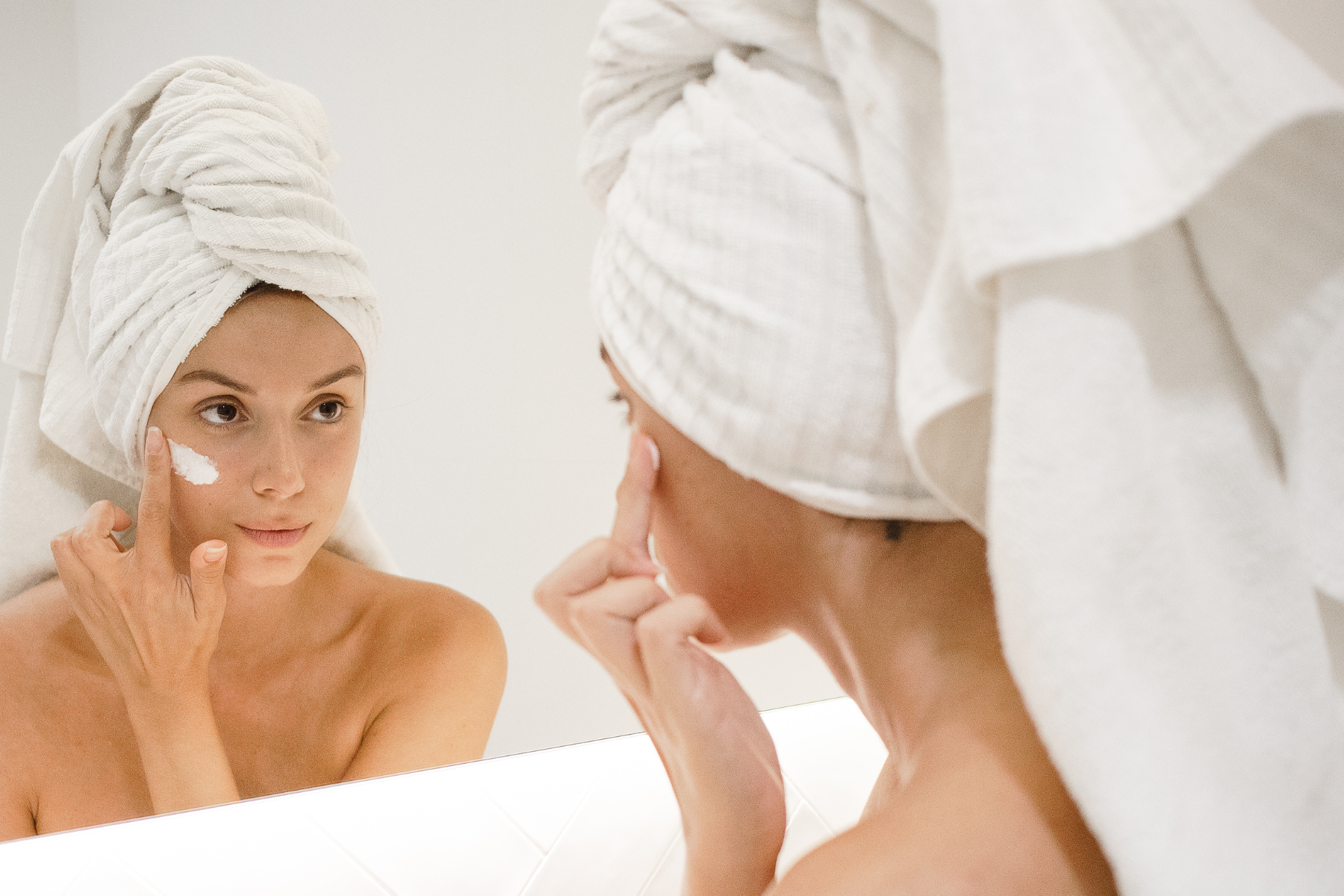 How to Heal Acne Scars Naturally